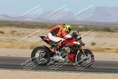 media/Jan-19-2024-Apex Assassins-CVMA Friday (Fri) [[74e94f2102]]/Racer 3/Session 2 (Turn 11)/